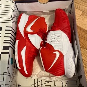 Nike Kyrie 6